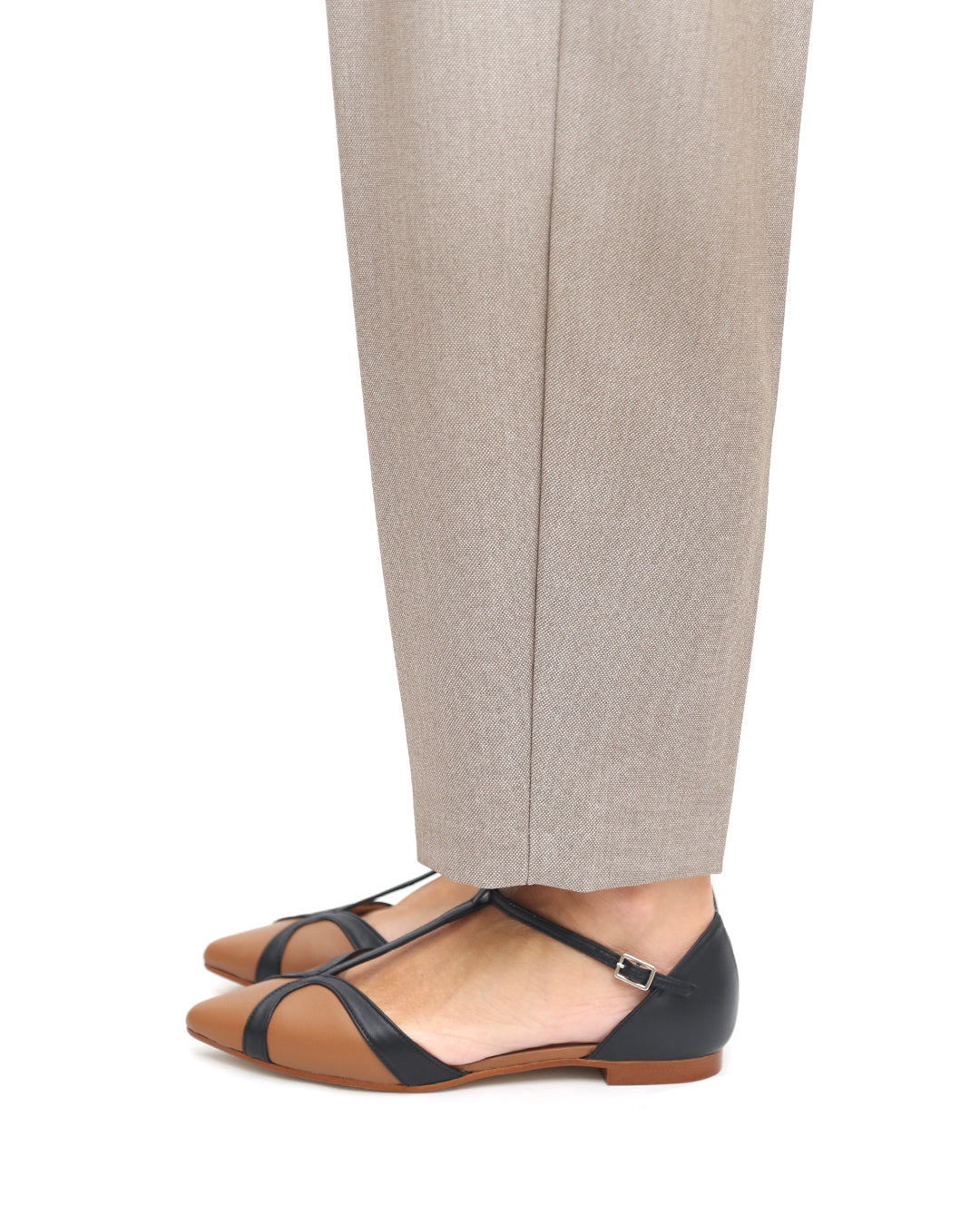ZAPATO PLANO T-BAR MARRÓN Y NEGRO