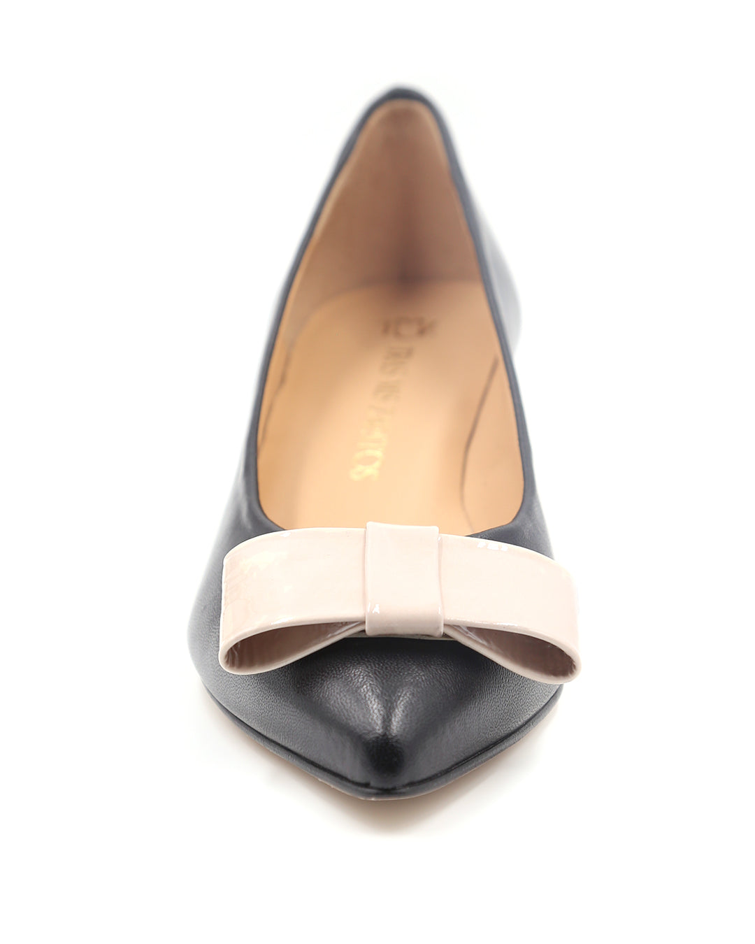 ZAPATO DE TACÓN NEGRO CON LAZO
