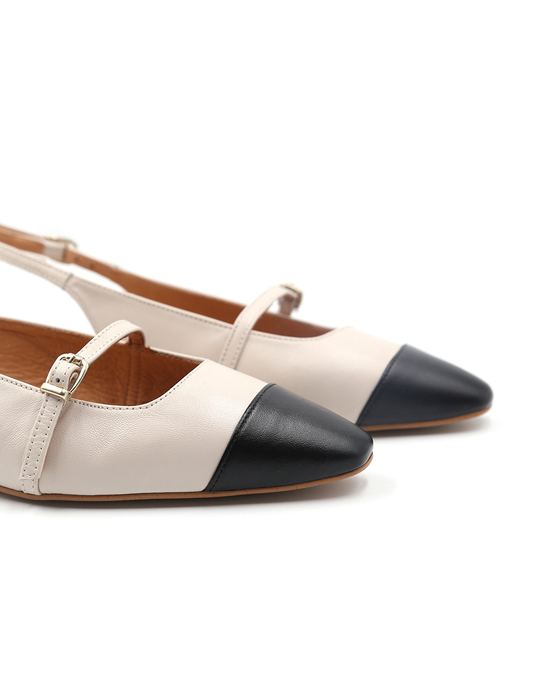 Zapato-Destalonado-bicolor-mujer