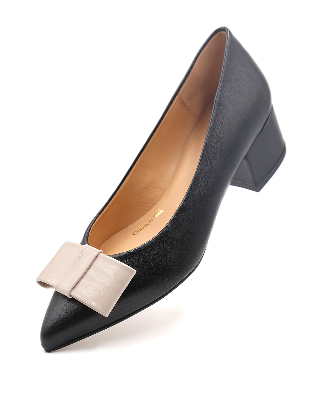 Zapato-de-tacón-negro-mujer