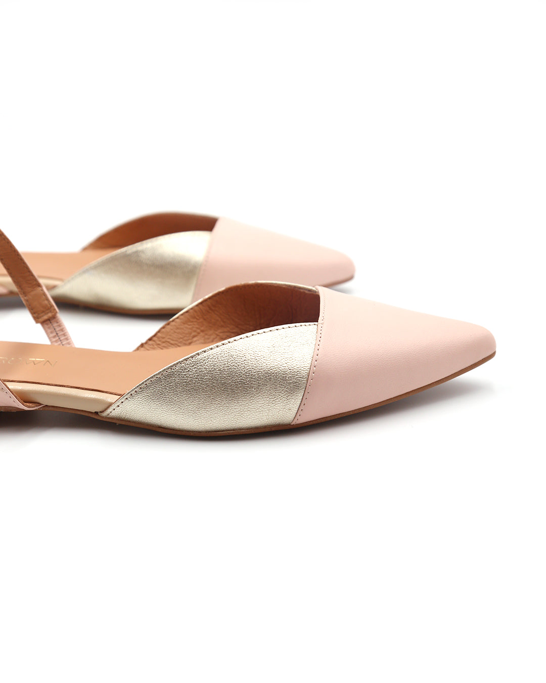ZAPATO DESTALONADO PLANO ROSA Y DORADO