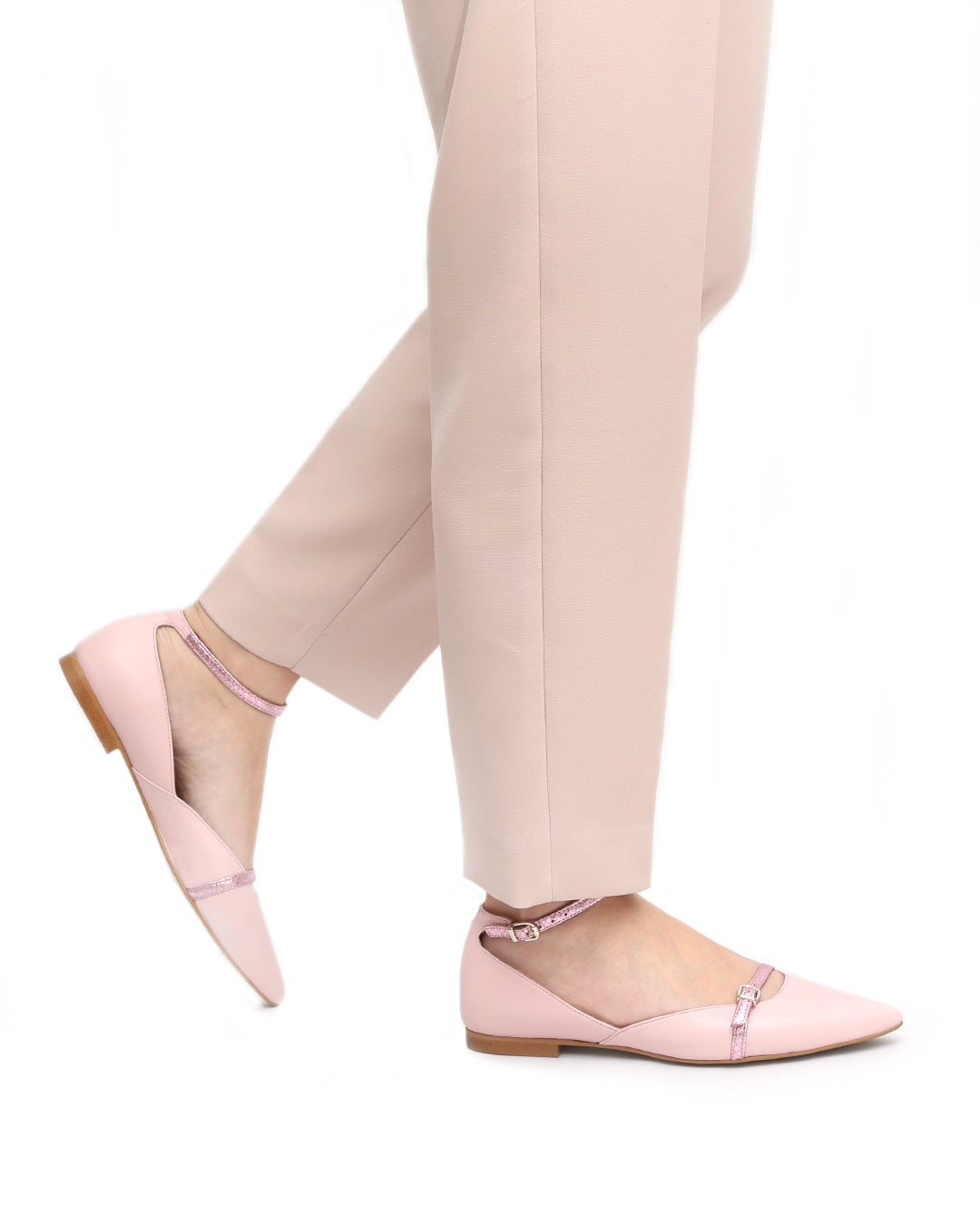 Zapato-plano-Rosa-pastel-punta-fina-mujer