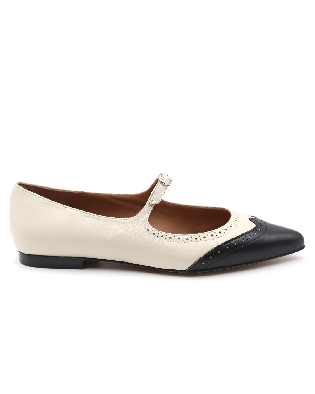 MERCEDITA BLANCA Y NEGRA CON PICADO