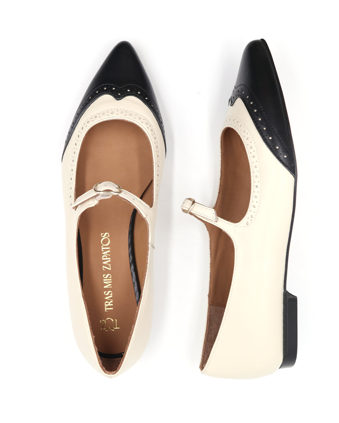 MERCEDITA BLANCA Y NEGRA CON PICADO