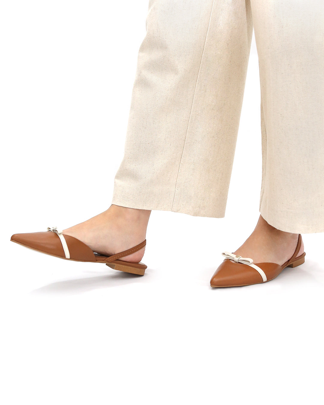 ZAPATO DESTALONADO CON LAZO