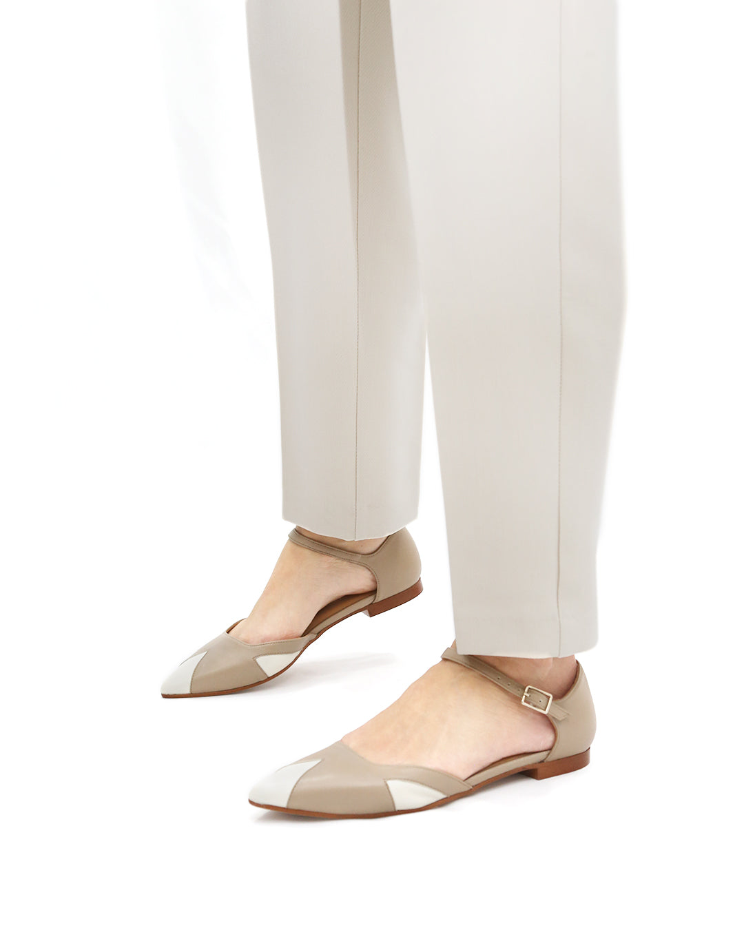 zapatos-planos-beige-blanco