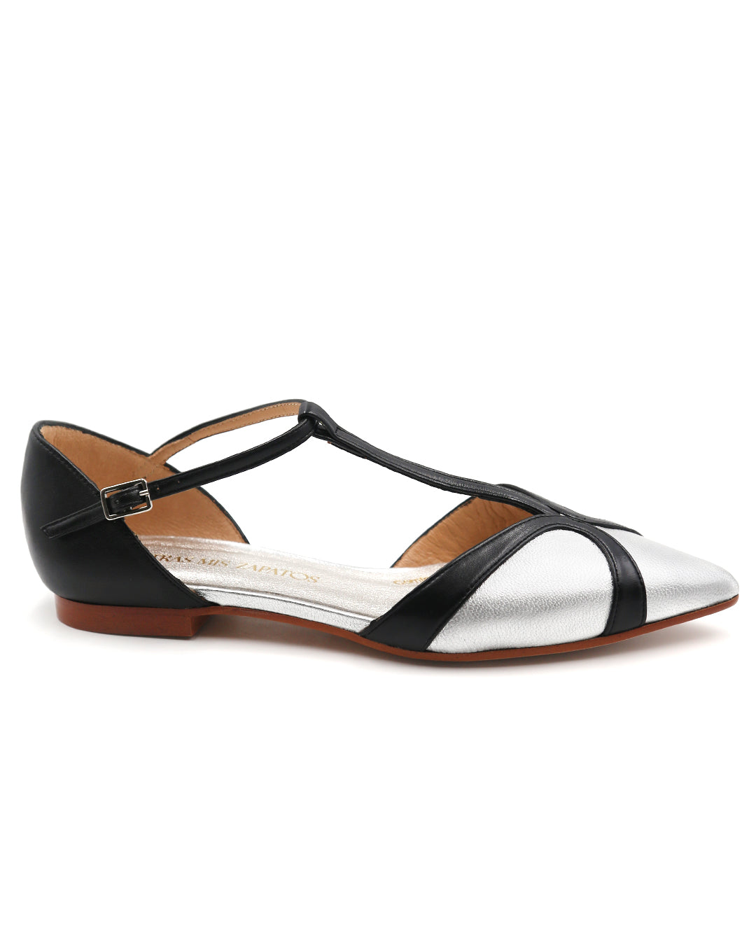 zapato-plano-negro-plata