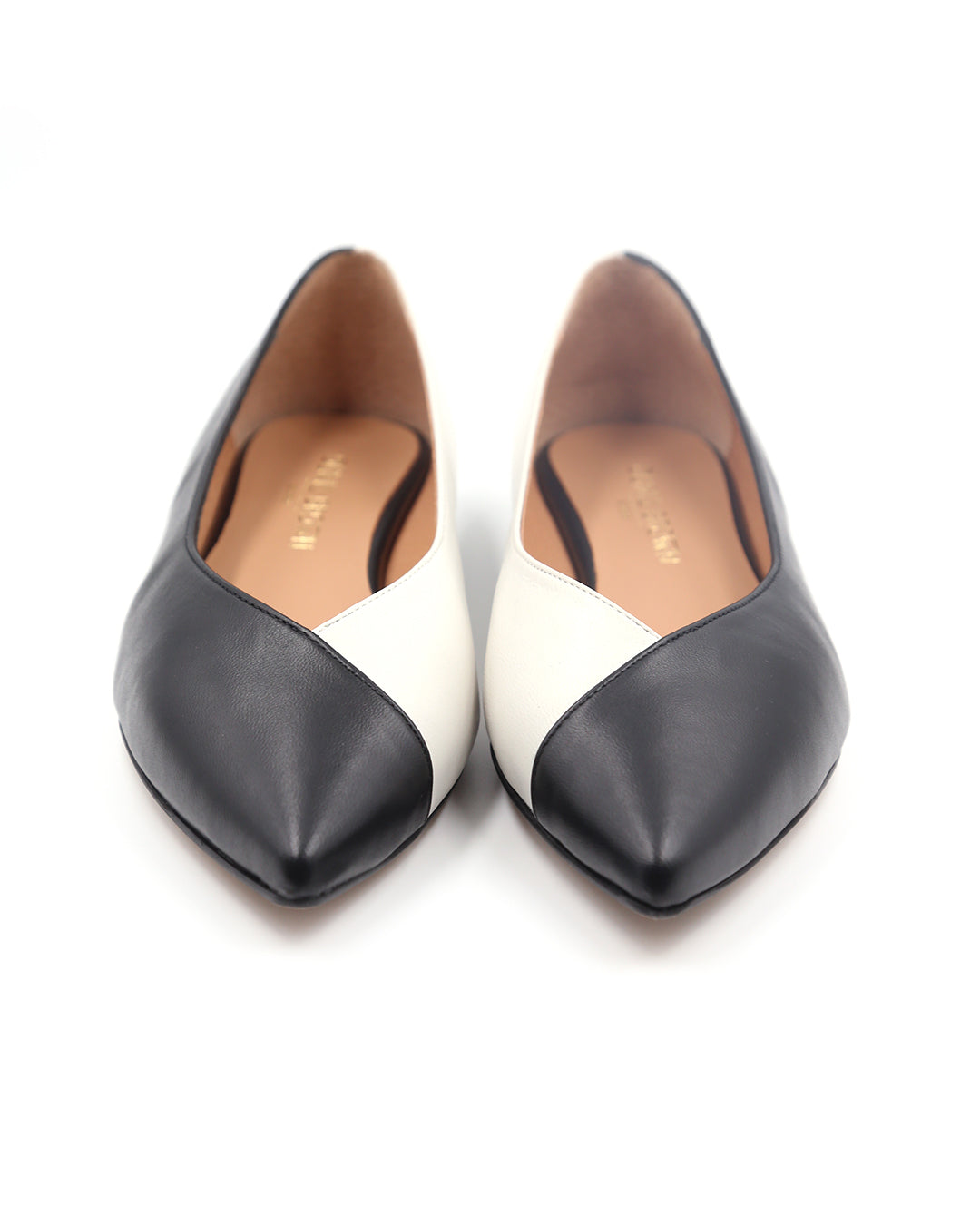 bailarina-plana-bicolor-blanco-negro